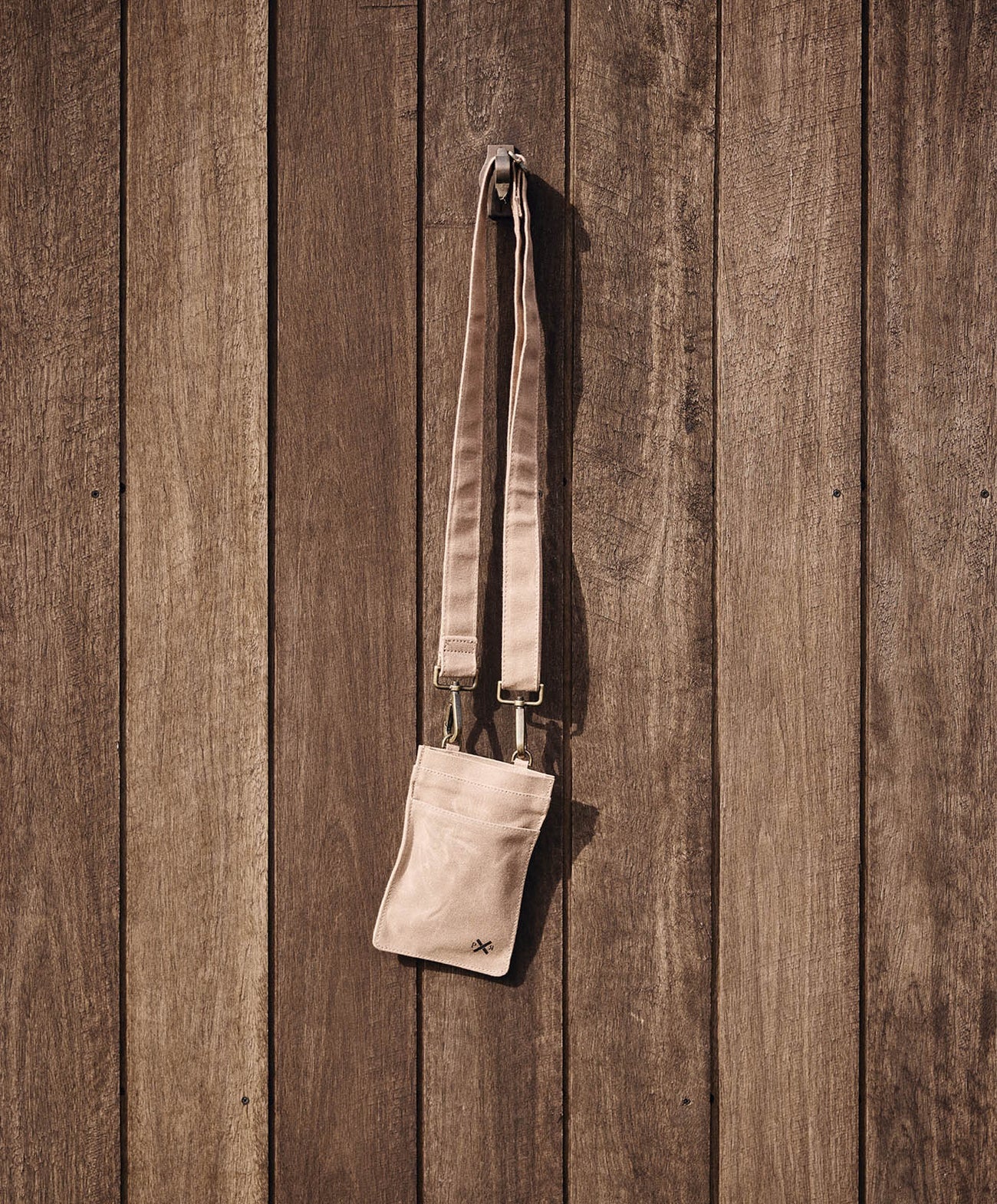 Slow Road Cross Body Phone Bag (Mocha)