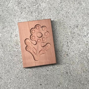 Biscuit Mould Flower (Pearwood)