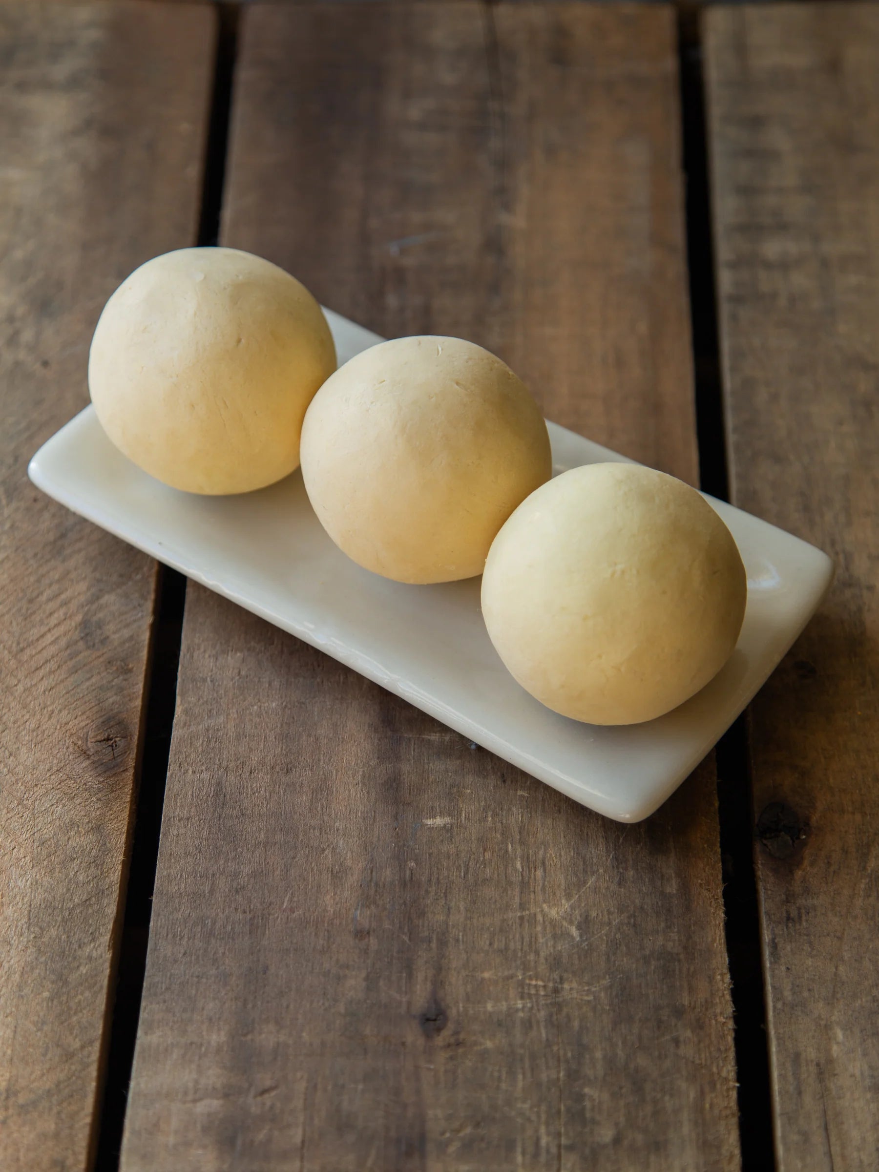 Small Est Soap Ball: Fresh Goats Milk & Honey