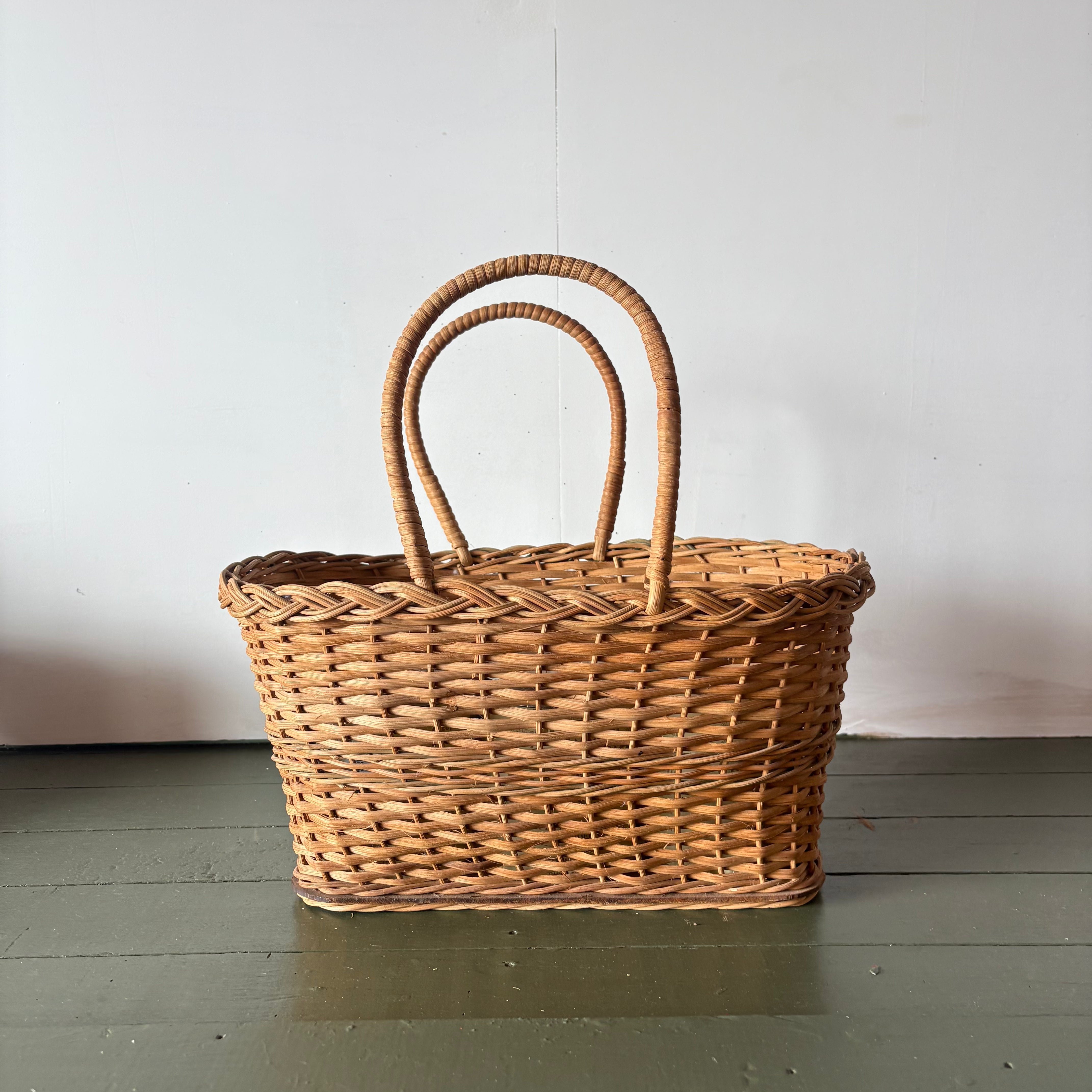 Small Carry Basket
