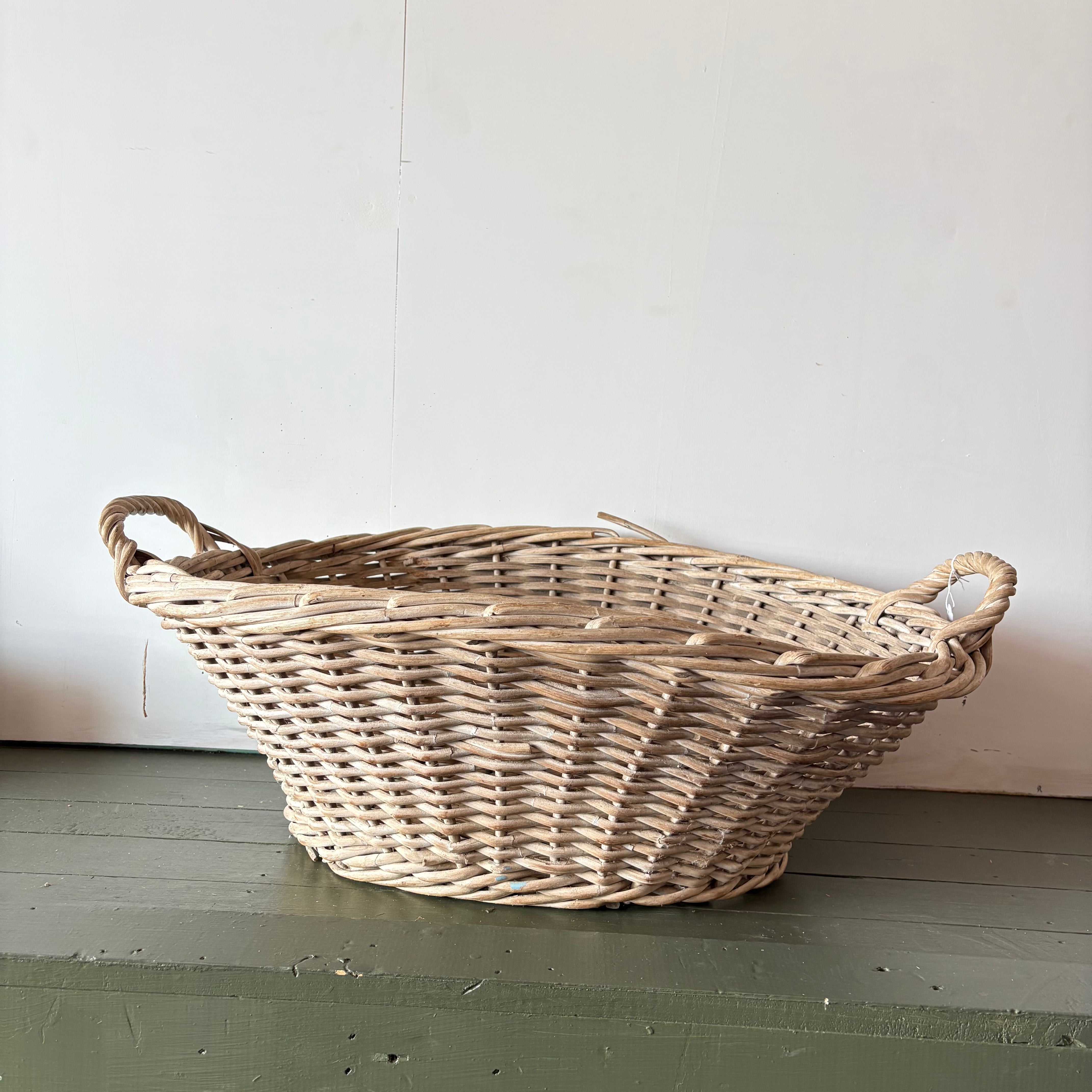 Oval Washing Basket