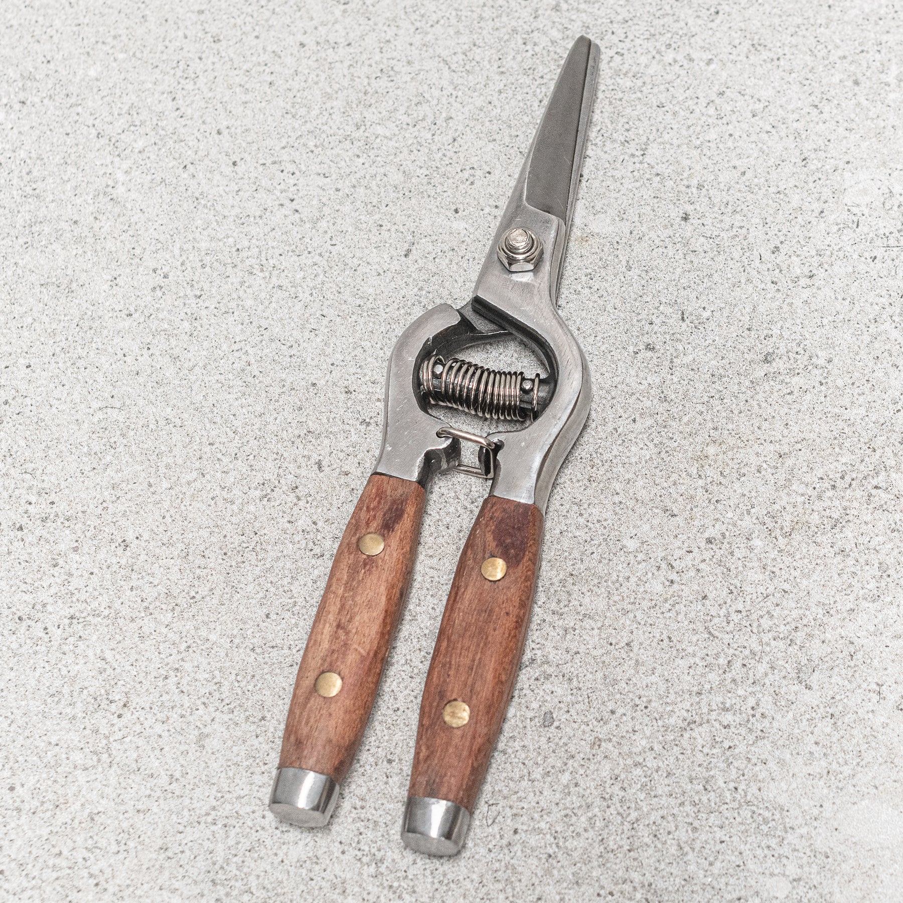 Flower Snips – Rawbelle Living