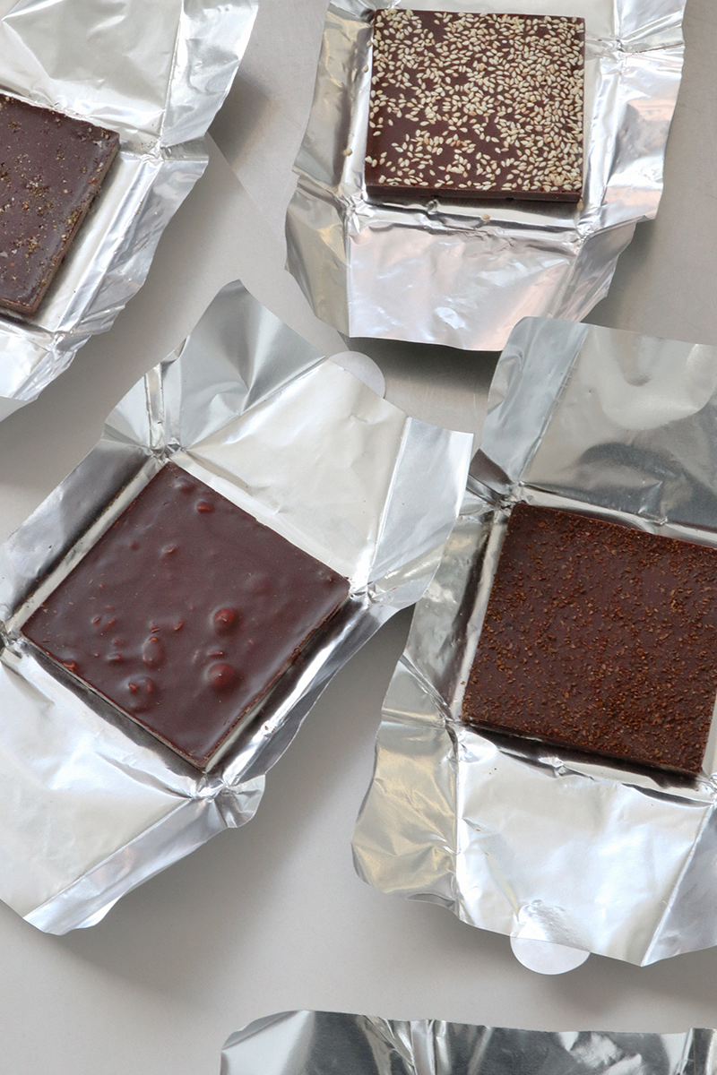 Mint + Nibs Chocolate Bar 45g